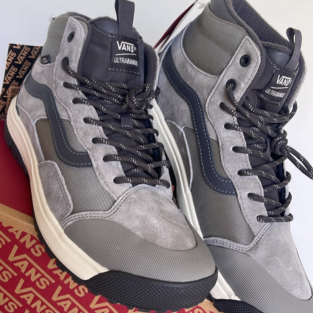 Vans WMNS Sneakers Ultrarange Exo
Drizzle
VN0A5KS5KAQ
Sneakers Boots - Picture 8 of 16
